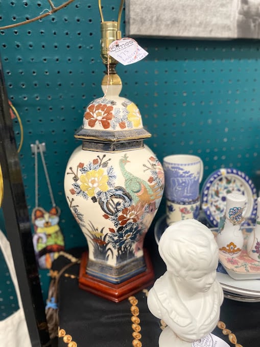 sell more antique stores