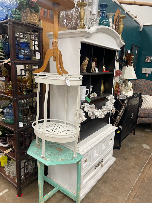 vintage booth stacking vignette